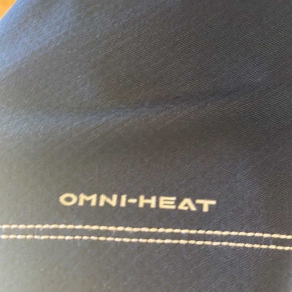 Columbia Nationals Men’s Large Omni-Heat Navy Pullover in excellent condition. - Picture 3 of 10